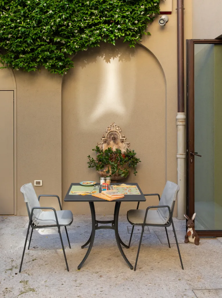 Casa Gugù – Giardino Casa Gugù - Colazione in Giardino